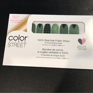 Color Street Green Nail Polish Strips, Evergreen Queen